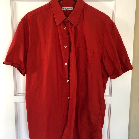 Dolce & Gabbana red short sleeve - Picture 2 of 4